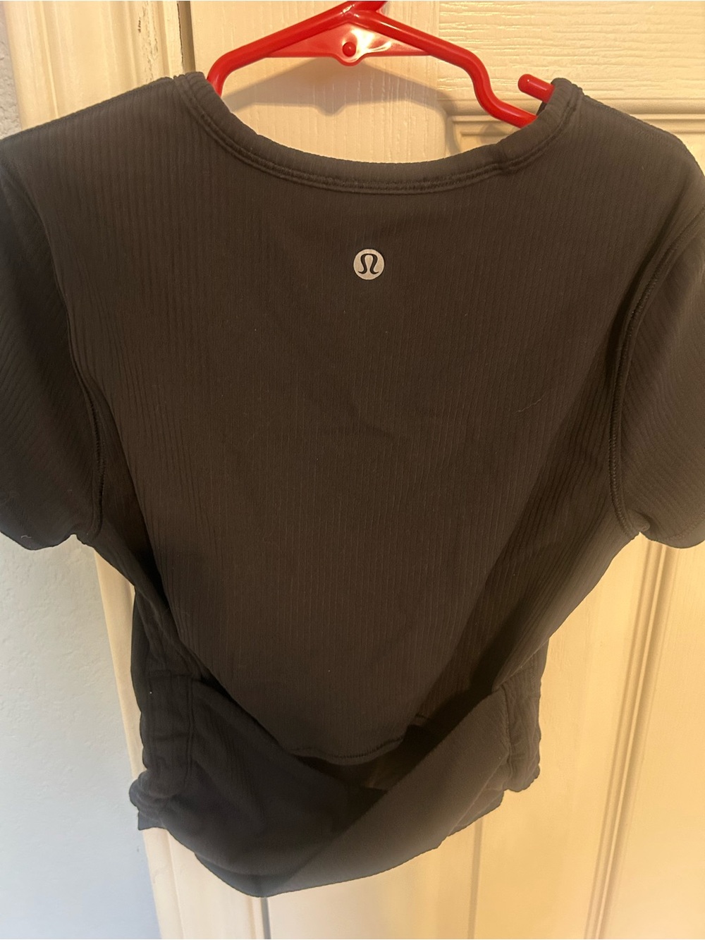 lululemon athletica Black Short-Sleeve Athletic Tee